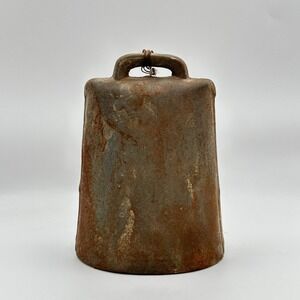 Vtg Rustic Farmhouse Cow Bell Clapper Patina 6" Shield Envelope Sides Cast Iron